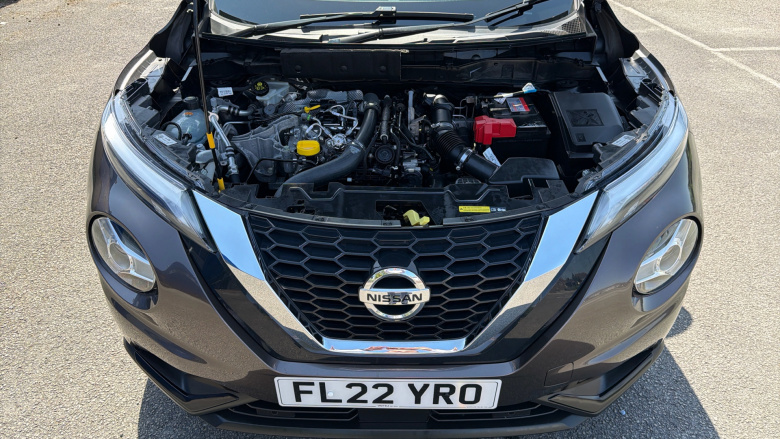 Nissan Juke 1.0 DiG-T 114 N-Connecta 5dr DCT Petrol Hatchback
